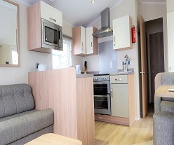 kitchen 1.jpg